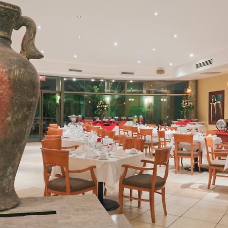 Holiday Inn Convention Center By Ihg Managua Restaurant photo