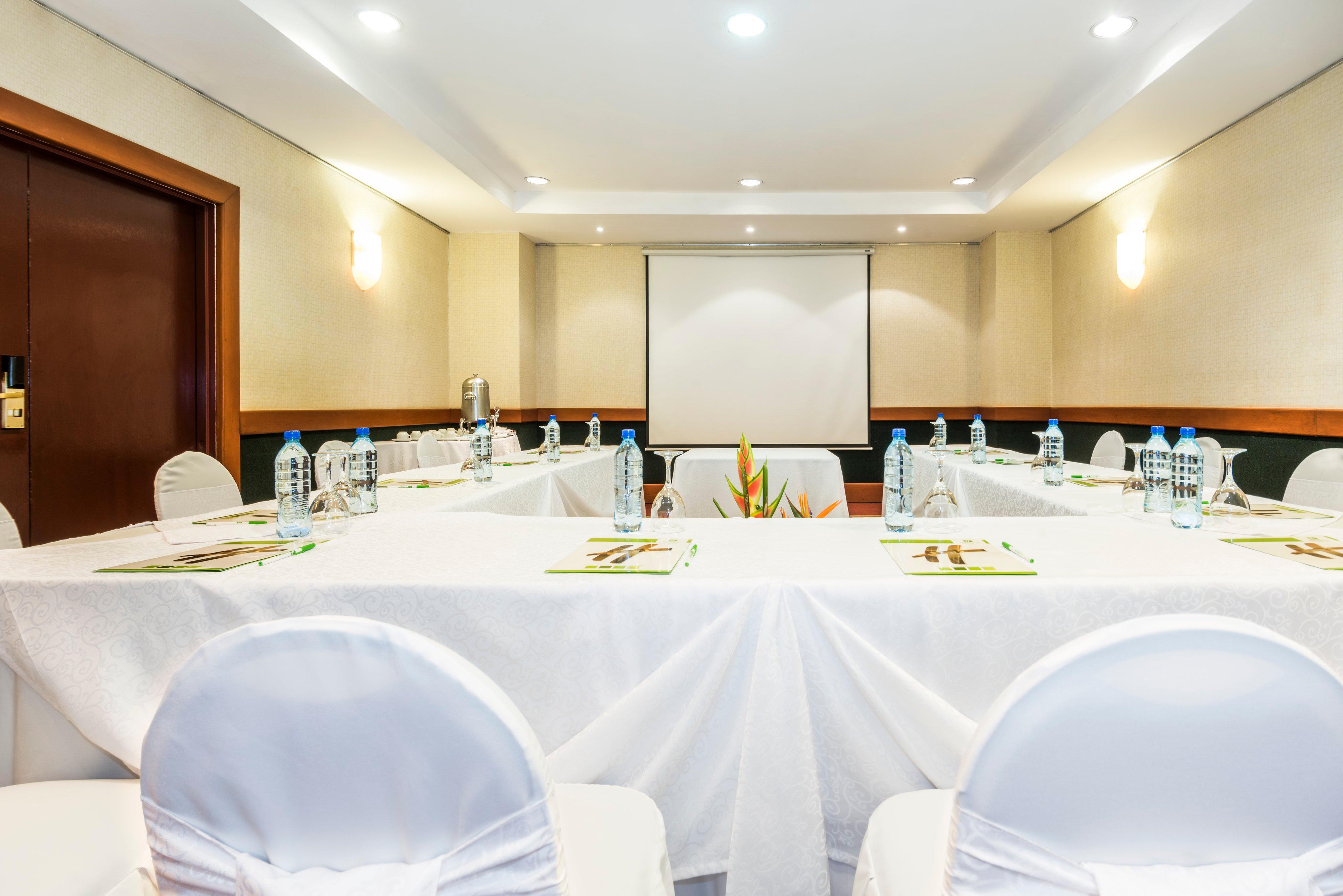Holiday Inn Convention Center By Ihg Managua Exterior photo