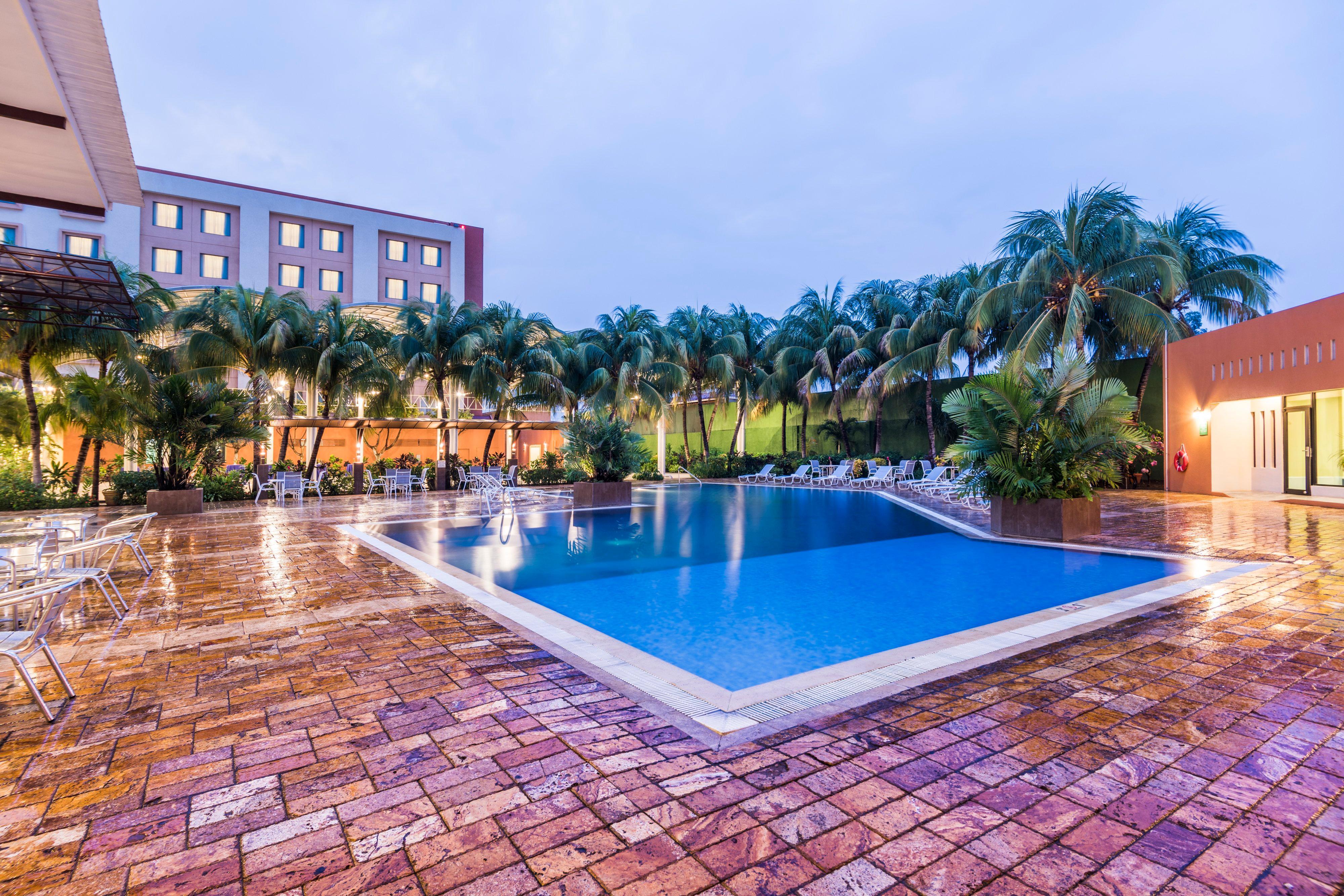 Holiday Inn Convention Center By Ihg Managua Exterior photo