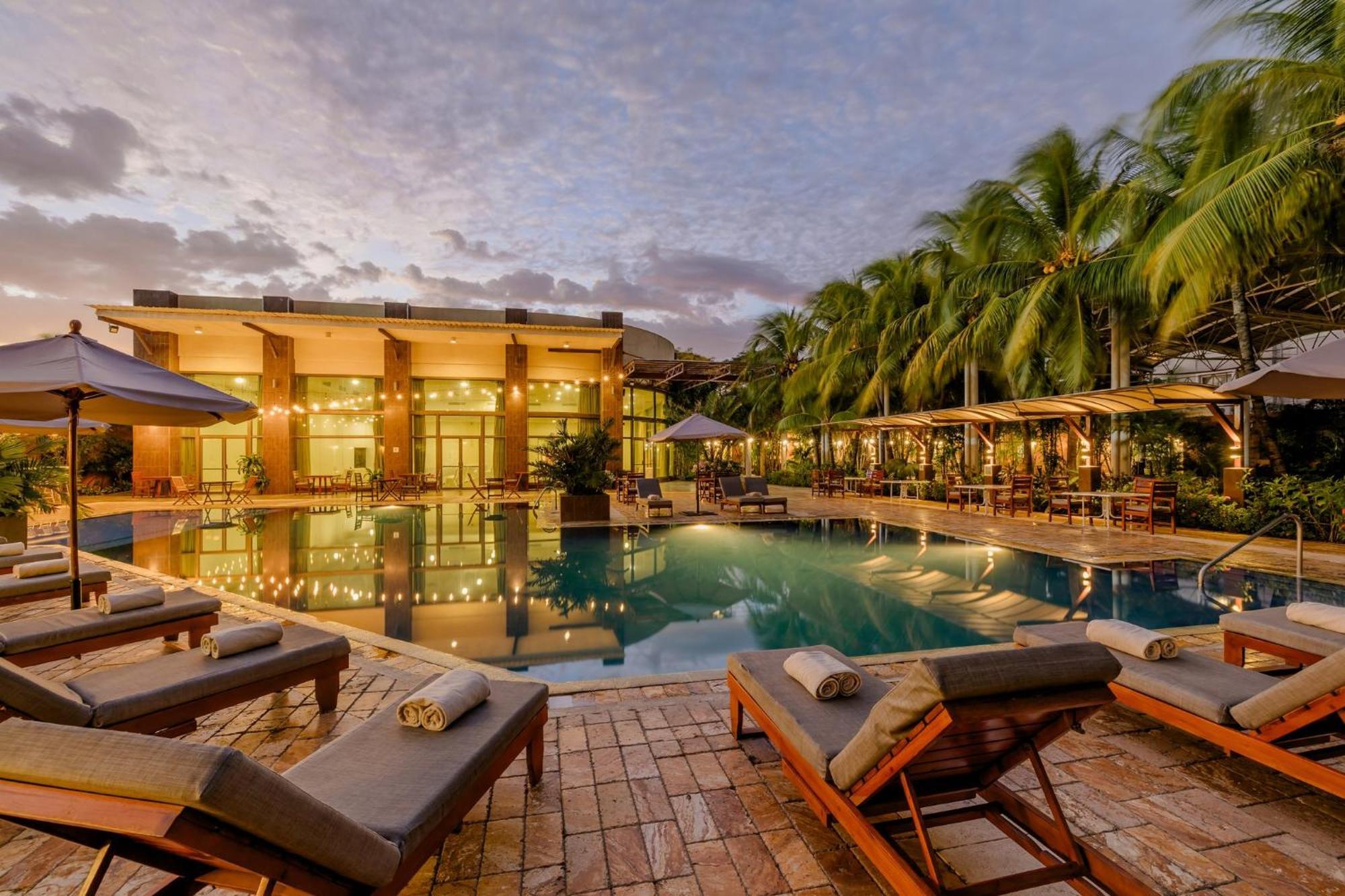 Holiday Inn Convention Center By Ihg Managua Exterior photo