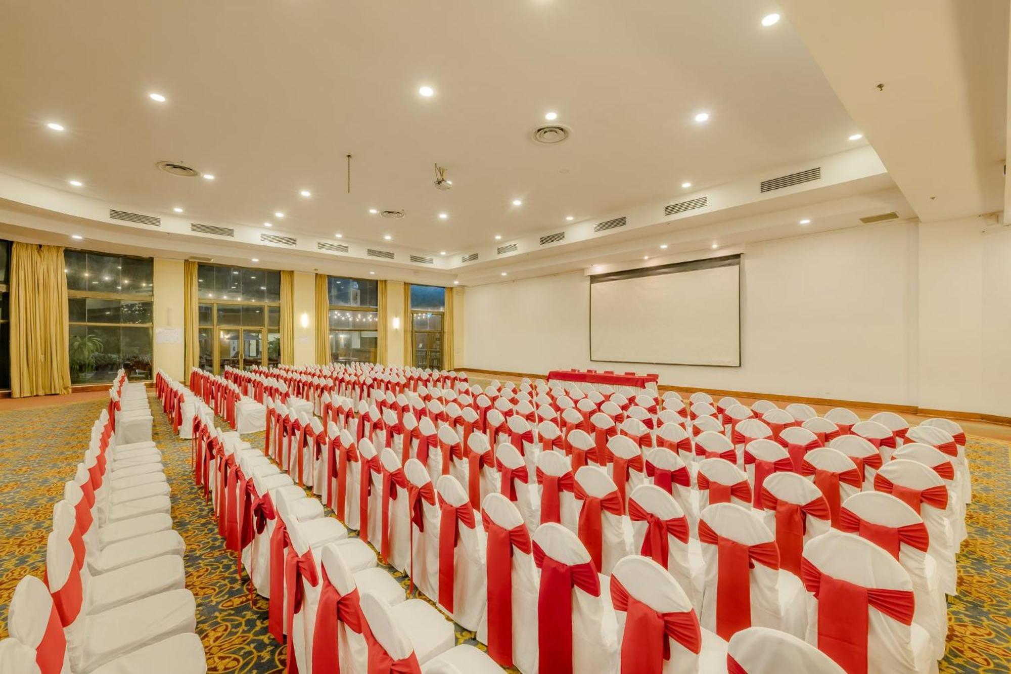 Holiday Inn Convention Center By Ihg Managua Exterior photo